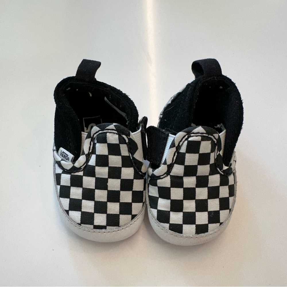 Vans Infant Slip-On V Checkerboard Crib Shoe, size 1
